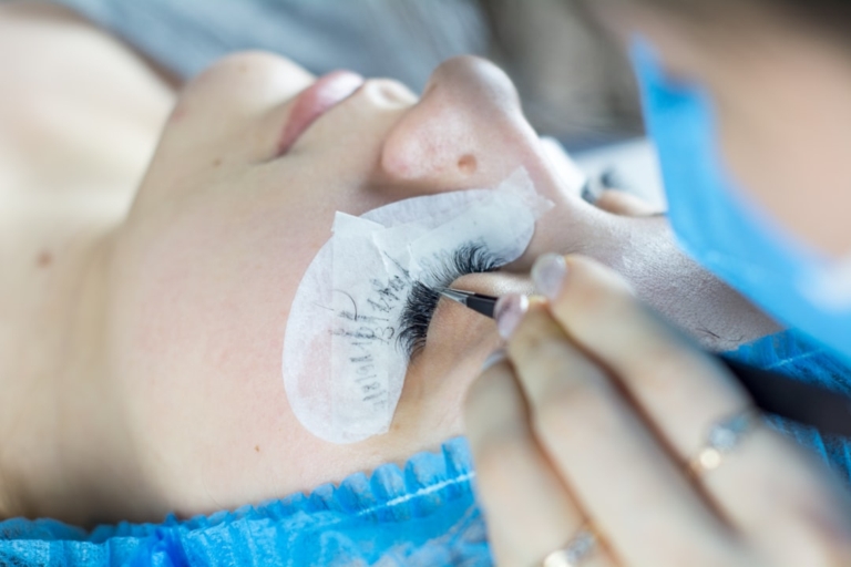 eyelash tinting results timeline